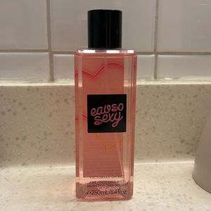 Victoria’s Secret Eau So Sexy